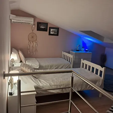 Apartment Like I'm *