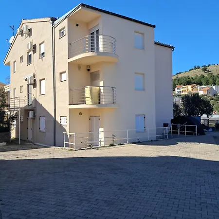 Apartment Like I'm Zaboric